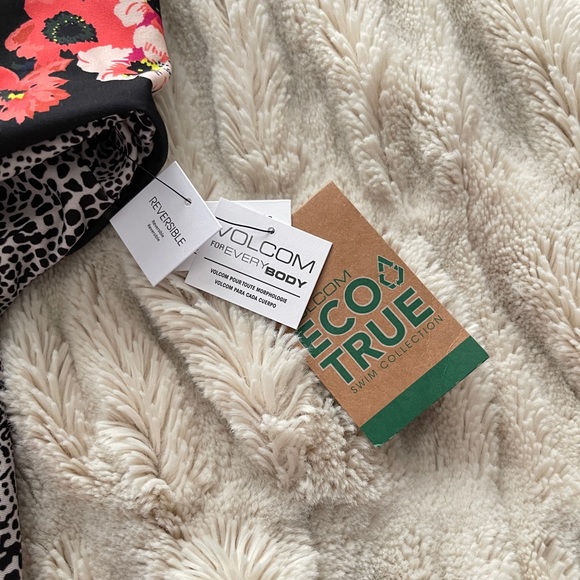 Volcom LEAF IT BE ONE-PIECE SWIMSUIT - BLACK - Picture 6 of 14